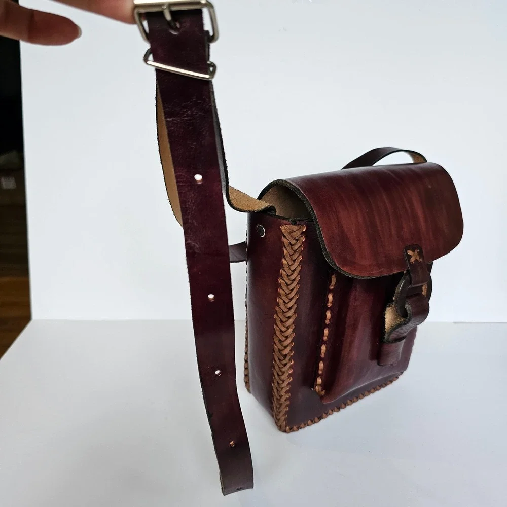 N/A handcrafted leather